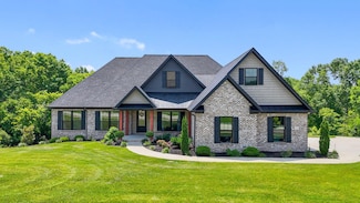 125 Hickory Meadows Dr, Richmond, KY 40475