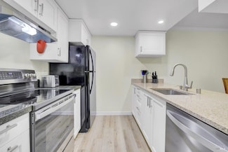 131 Roundtree Blvd, San Rafael, CA 94903