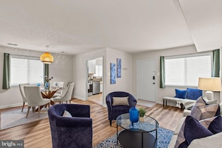8403 Credos Ct Unit 10, Alexandria, VA 22309