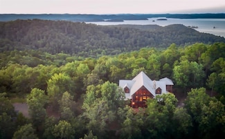 145 Lake Bluff Ln, Broken Bow, OK 74728