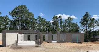 2172 W Landmark Dr, Citrus Springs, FL 34434