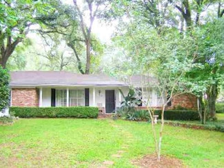 1917 Nanticoke Cir, Tallahassee, FL 32303