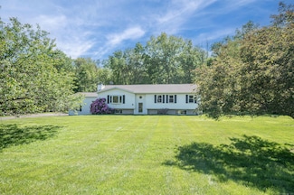 16 Dairy Farm Dr, Brookfield, CT 06804