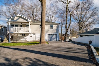 1320 Mamaroneck Ave, Mamaroneck, NY 10543