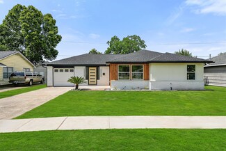3303 Dartmouth Dr, Pasadena, TX 77503