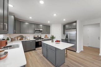 10431 Glenbrook Ave S, Cottage Grove, MN 55016