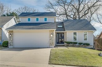 605 NE Pinehurst St, Lees Summit, MO 64064