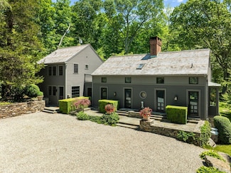 66 Hedlund Rd, East Haddam, CT 06423
