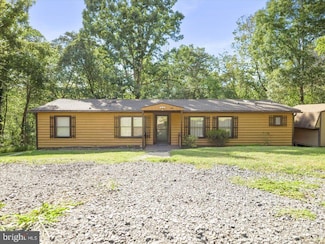 168 New Harmony Ln, Harpers Ferry, WV 25425