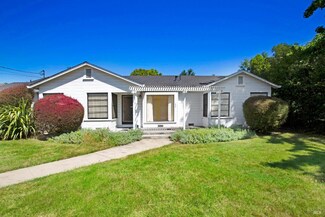 620 2nd St E, Sonoma, CA 95476