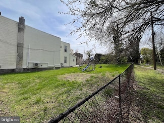 616 & 618 Penn St, Chester, PA 19013
