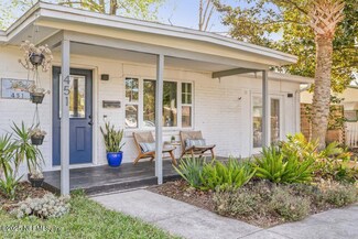 451 Sargo Rd, Atlantic Beach, FL 32233