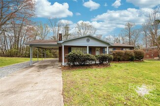 2417 Carroll Place, Hudson, NC 28638