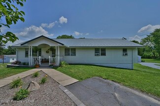 28 Maple Ln, Tunkhannock, PA 18657