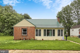 58 Morningside Ave, Cleona, PA 17042