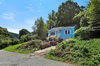 214 South St, Great Barrington, MA 01230