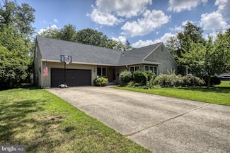 26 N American St, Woodbury, NJ 08096