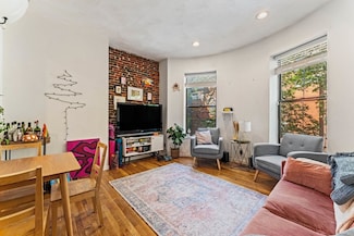 4 Union Park St Unit 3, Boston, MA 02118