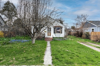 1504 S 7th St W, Missoula, MT 59801