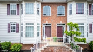 1407 Barnhardt Ln, Rahway, NJ 07065
