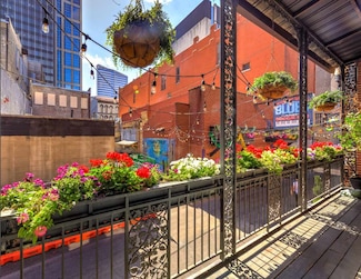 211 Printers Aly Unit 300, Nashville, TN 37201