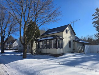 110 E Spirit Ave, Tomahawk, WI 54487