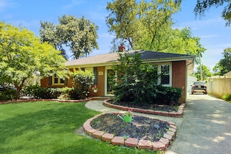 169 S Greeley St, Palatine, IL 60067