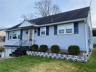 305 Bacon St, Syracuse, NY 13209