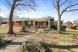 1620 Wilson Rd, Fort Worth, TX 76112