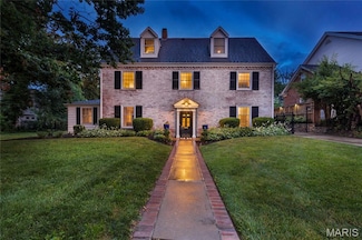 220 Orrick Ln, Saint Louis, MO 63122