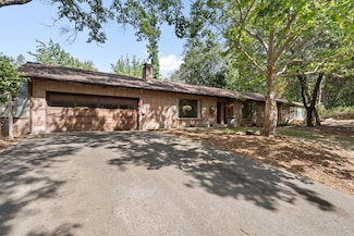 266 Chaparral Dr, Grants Pass, OR 97526