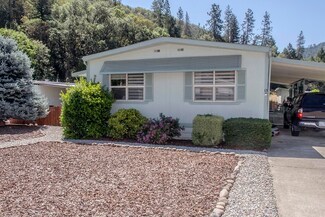 2019 Rogue River Hwy Unit 13, Gold Hill, OR 97525