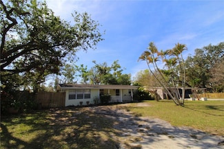 2696 Loma Linda St, Sarasota, FL 34239