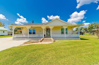 5256 Bayouside Dr, Chauvin, LA 70344
