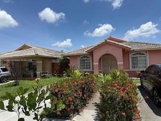 9703 NW 127th St, Hialeah, FL 33018