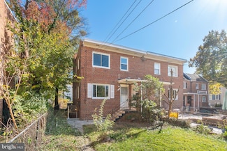 869 Bellevue St SE Unit 2, Washington, DC 20032