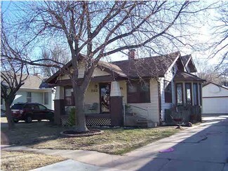722 S Madison Ave, Wichita, KS 67211