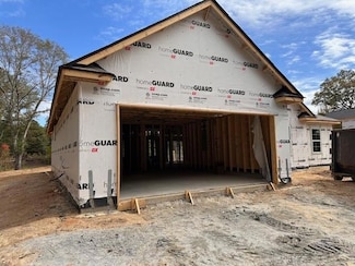 108 Lee Road 237, Smiths Station, AL 36877