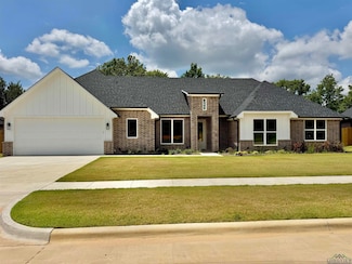 990 Mallard Dr, Lindale, TX 75771