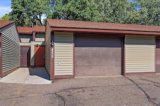 10276 Hanson Blvd NW, Coon Rapids, MN 55433