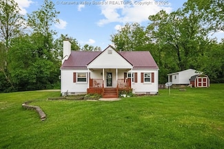 550 Mcclung Rd, Hurricane, WV 25526
