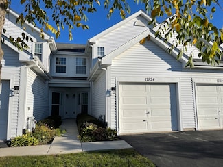 17824 W Braewick Rd, Gurnee, IL 60031