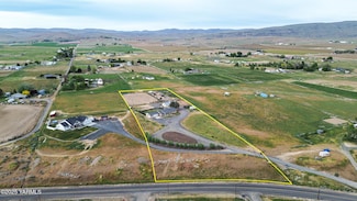 7773 N Wenas Rd, Selah, WA 98942