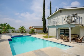 7980 Hollywood Way, Sun Valley, CA 91352
