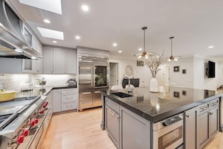 1005 Lupine Dr, Sunnyvale, CA 94086