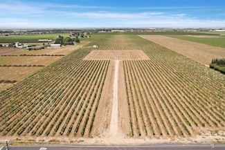 16701 Devries Rd, Lodi, CA 95242