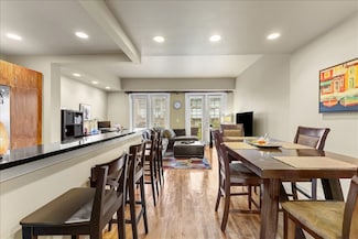 5055 Addison Cir Unit 427, Addison, TX 75001