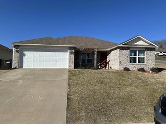 35 Summer Wind Rd, Conway, AR 72032