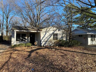 1108 N College St, Stuttgart, AR 72160