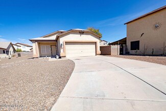 9157 E Sugar Sumac St, Tucson, AZ 85747